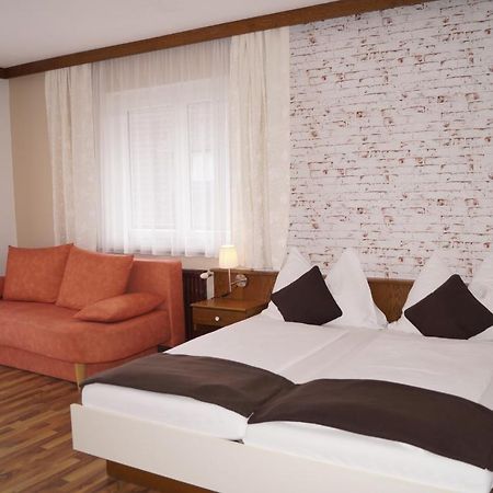 Pension Dobernig - Contactless Check In/Stay Klagenfurt am Woerthersee Ngoại thất bức ảnh