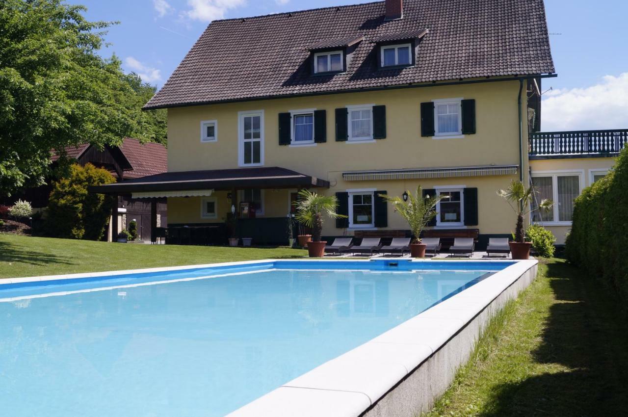 Pension Dobernig - Contactless Check In/Stay Klagenfurt am Woerthersee Ngoại thất bức ảnh